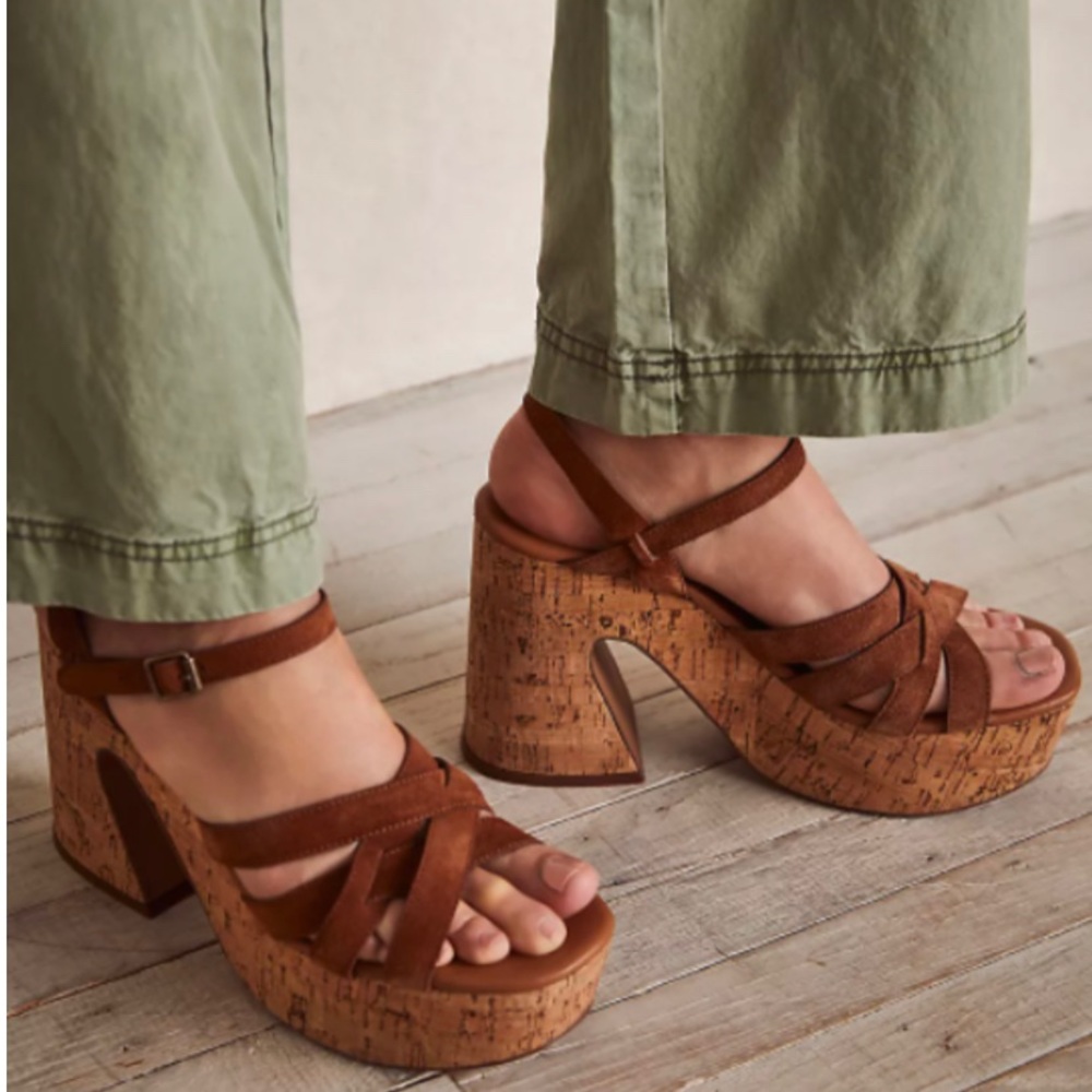 NEW FREE PEOPLE LISBON PLATFORM SANDALS